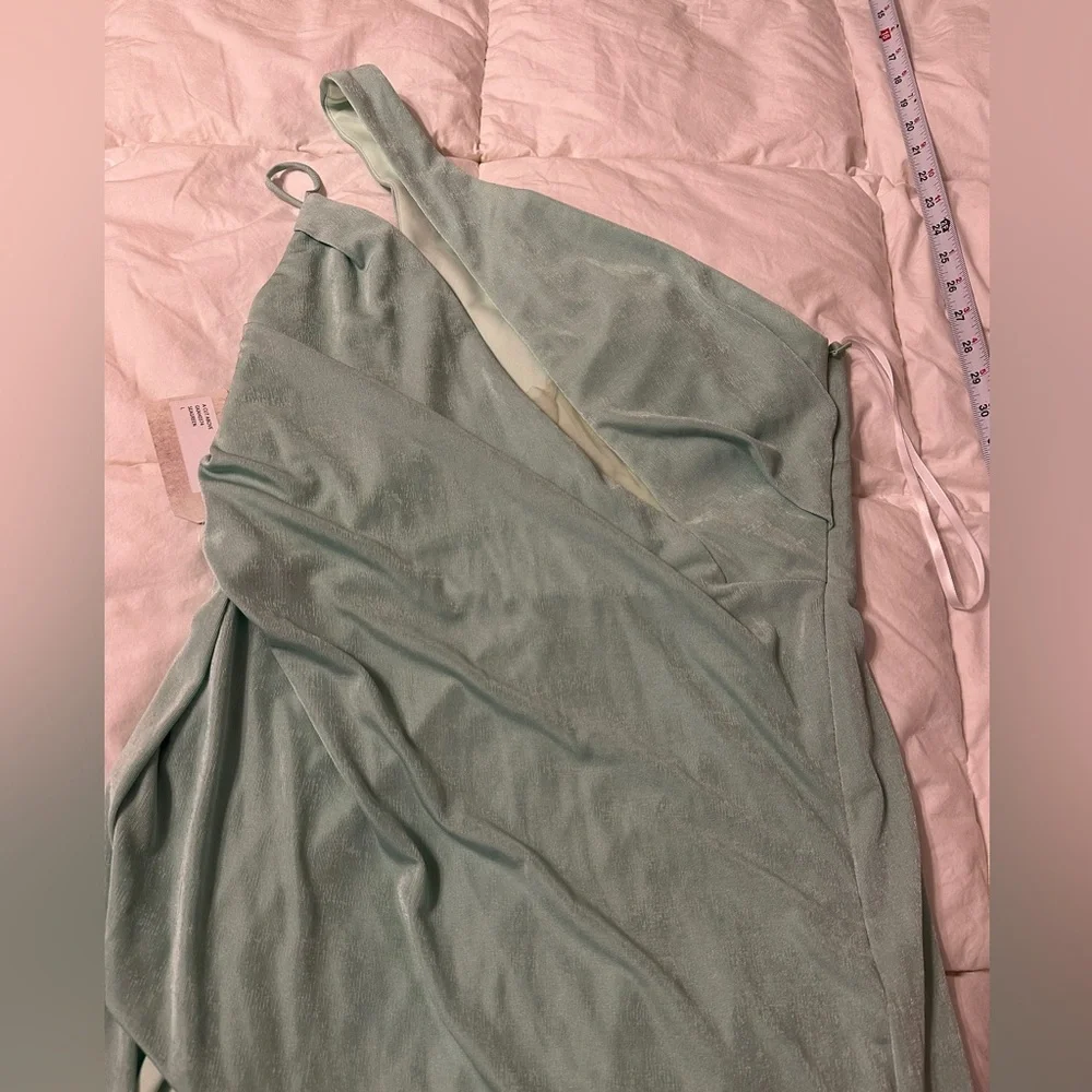 Katie May Los Angeles A Cut Above Gown - NWT - Size L Mint Green One-Shoulder - Picture 6 of 13